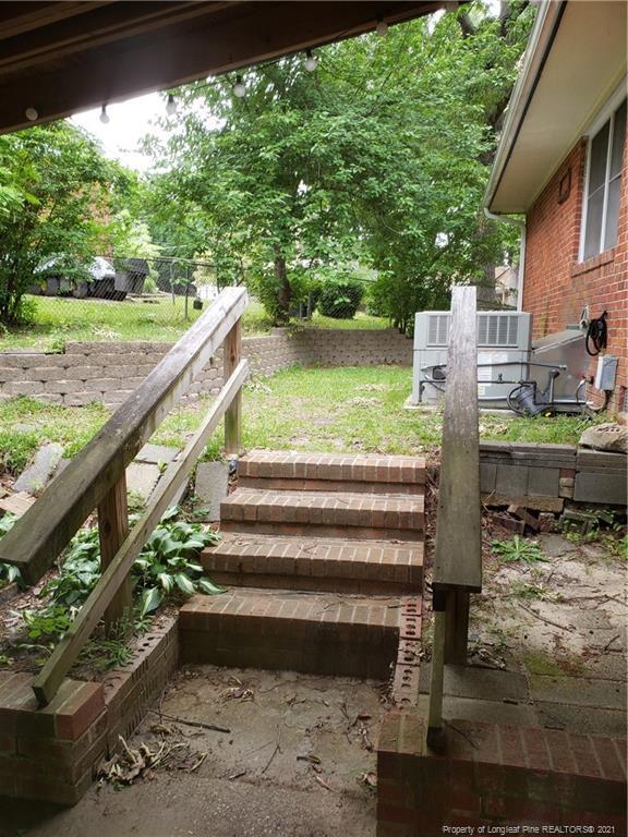 Building Photo - 5650 Dodge Dr