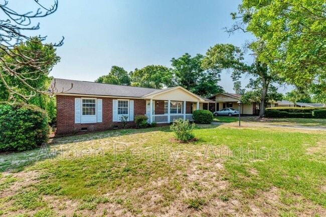 Building Photo - 2408 Sumac Dr