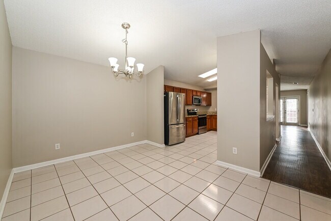 Building Photo - 11194 Mikris Dr S