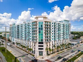 Building Photo - 140 S Dixie Hwy