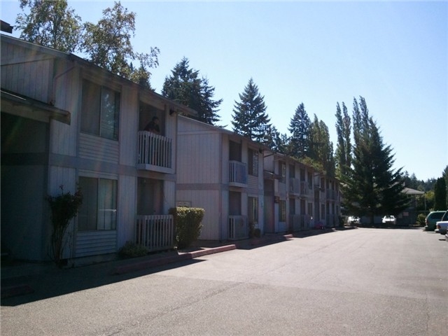 Building Photo - Evergreen Ridge Apartments