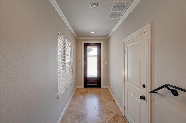 Foto del edificio - 1620 Live Oak St