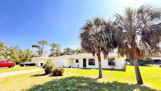 Foto del edificio - Available NOW! WONDERFUL 3 Bedroom, 2 Bath...