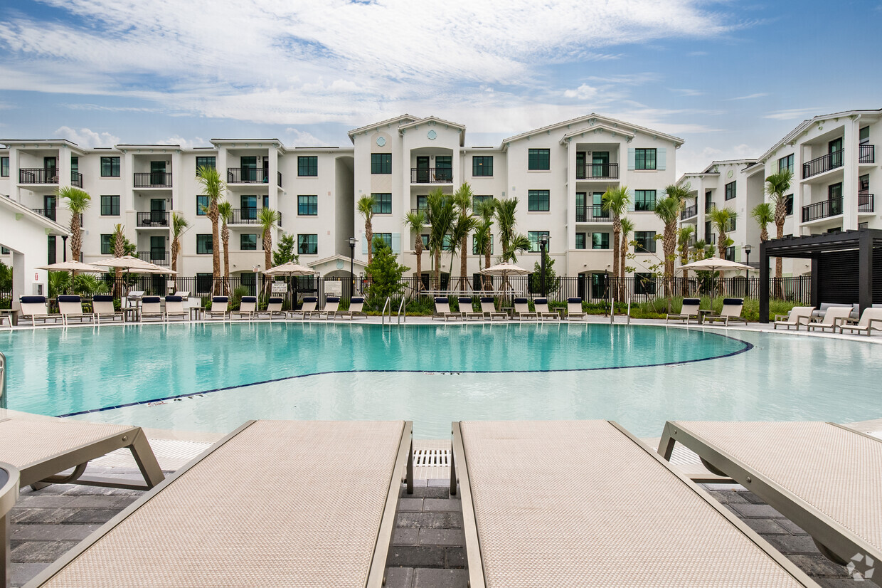 Primary Photo - Casero Apartments