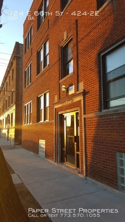 Primary Photo - 424 E 66th St