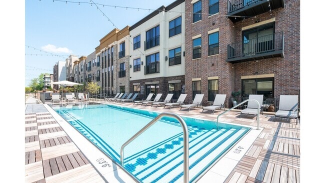 Building Photo - VER at Proscenium Apartments