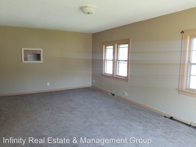 Foto del edificio - 3 br, 1 bath House - 809 6th St NW