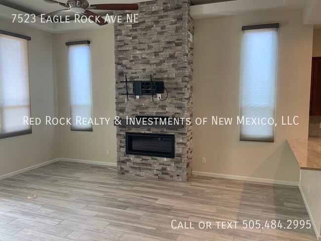 Foto del edificio - 7523 Eagle Rock Ave NE