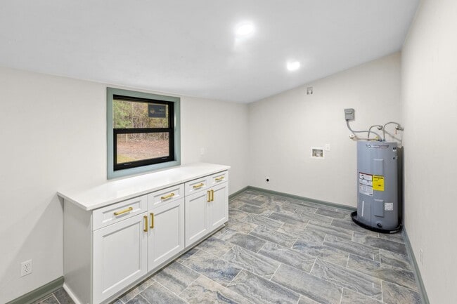 Building Photo - 2066 Tallavana Trail
