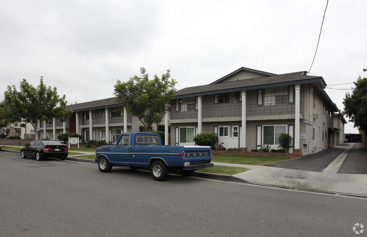 Crescentwood Apartaments - Crescentwood Apartments