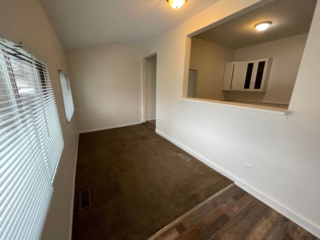 Photo - Market Square Apartments