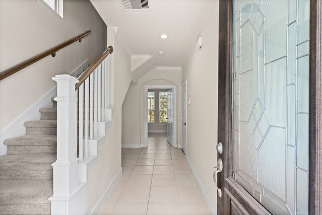 Photo - 2021 Cambridge Heights Pl Townhome