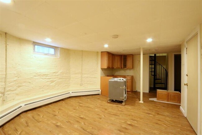 Foto del edificio - 14 Garrison Ave