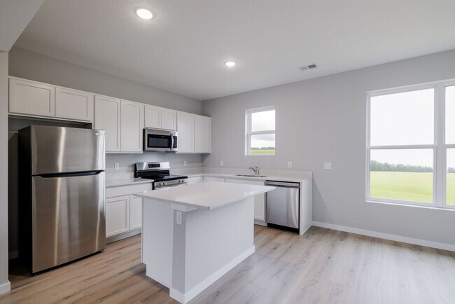 Building Photo - Double J Ranch, LLC