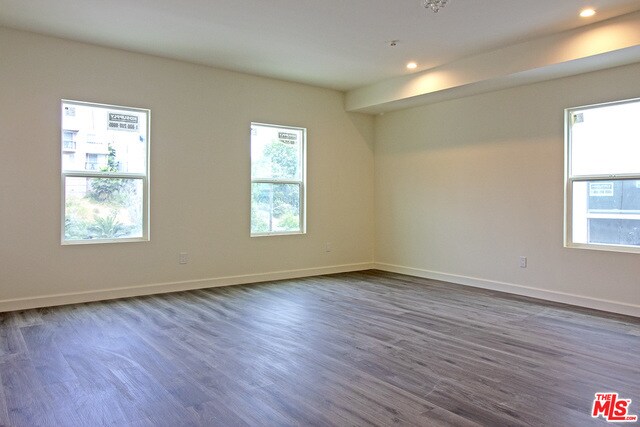 Foto del edificio - 4406 Bowman Blvd