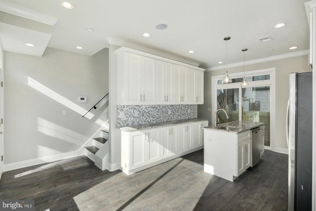 Foto principal - 1731 W Harper St