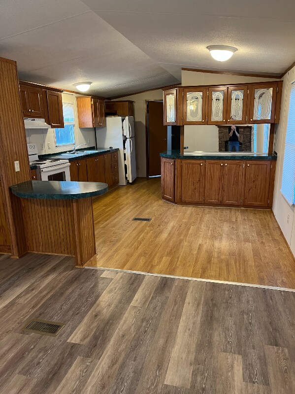 Foto principal - 164 Lynn Dr