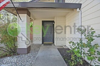 Building Photo - 3462 Bridgeford Dr