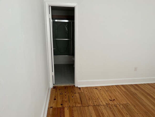 Building Photo - 235 9th St
