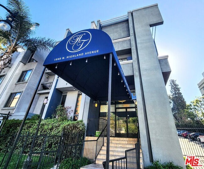 Foto del edificio - 1940 Highland Ave