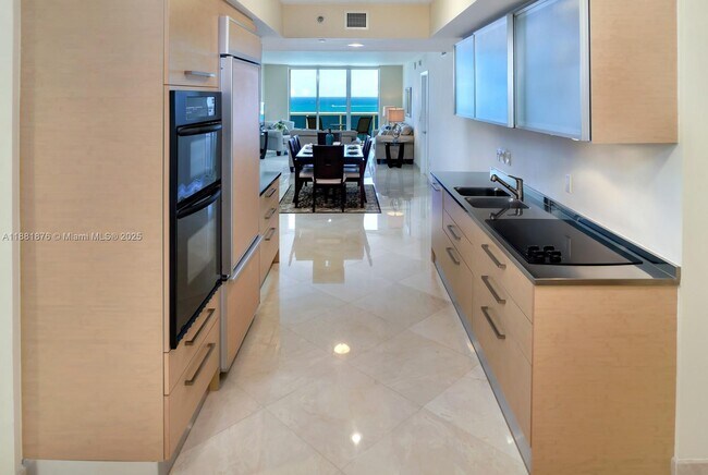 Foto del edificio - 1850 S Ocean Dr