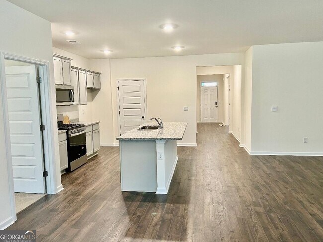 Building Photo - 1068 Daurian Dr
