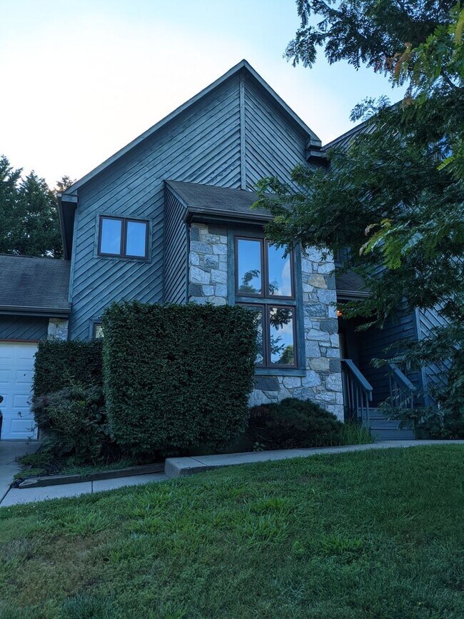 Foto del edificio - 2+BR/3BA with Loft in Pike Creek!
