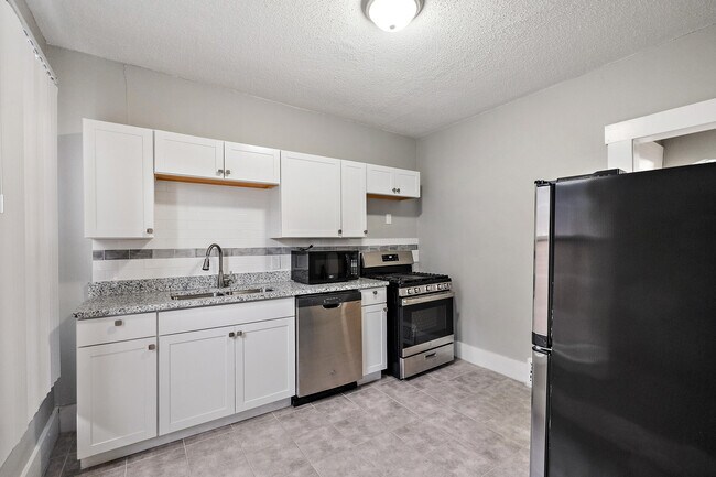 Foto del edificio - 4862 Commonwealth St