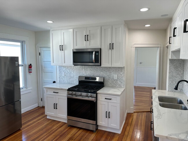 Building Photo - 262 Revere Beach Pky