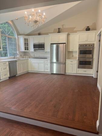 Primary Photo - 5800 Westover Dr