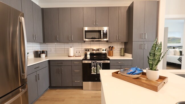 2BR, 2BA - 1,116SF - Kitchen - The Lofts at Knightdale Station