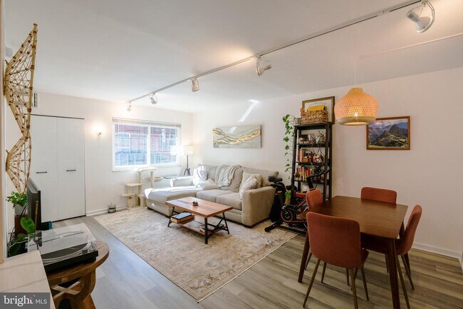 Foto del edificio - 525 S 13th St