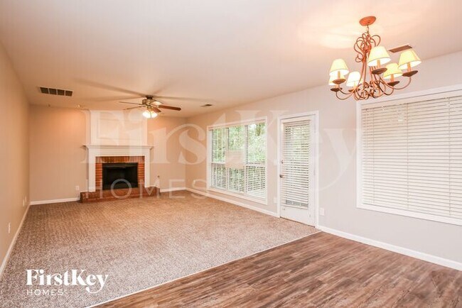 Building Photo - 2684 Conifer Green Way