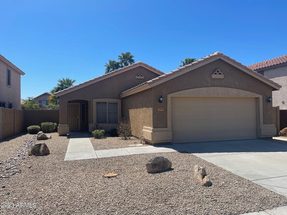 7109 W Potter Dr, Glendale, AZ 85308 House Rental in Glendale, AZ