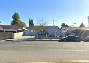 Building Photo - 8366 Tampa Ave