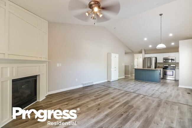 Building Photo - 3621 E Nairn Dr