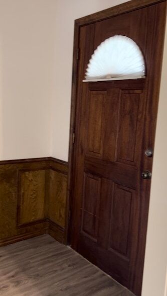 Foto del edificio - 901 Waterview Ln