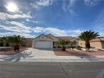 Foto principal - 3001 Hawksdale Dr