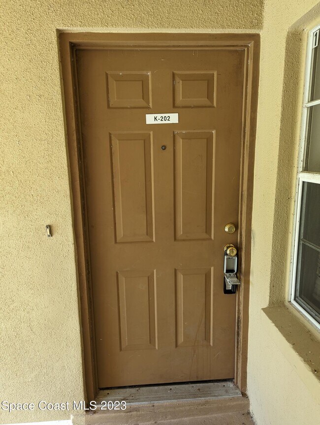 Foto del edificio - 1664 Sunny Brook Ln