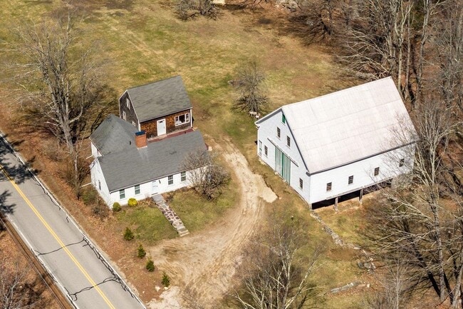 Building Photo - 5 McDaniel Rd