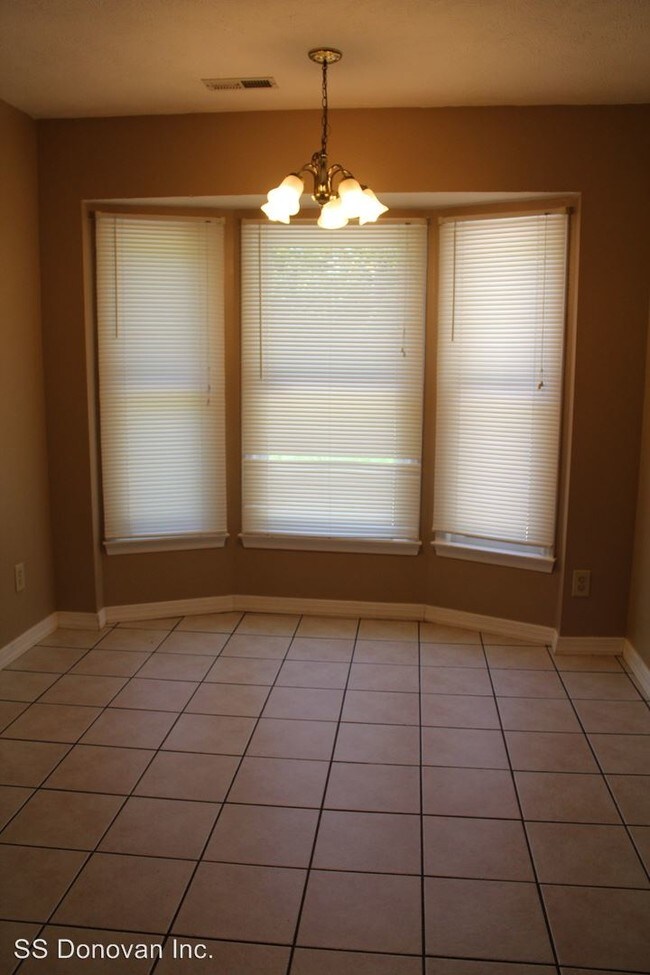 Building Photo - 3 br, 2 bath House - 2532 Previs Drive