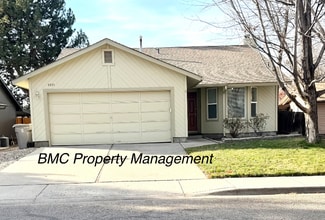 Building Photo - 4221 N Esten Pl