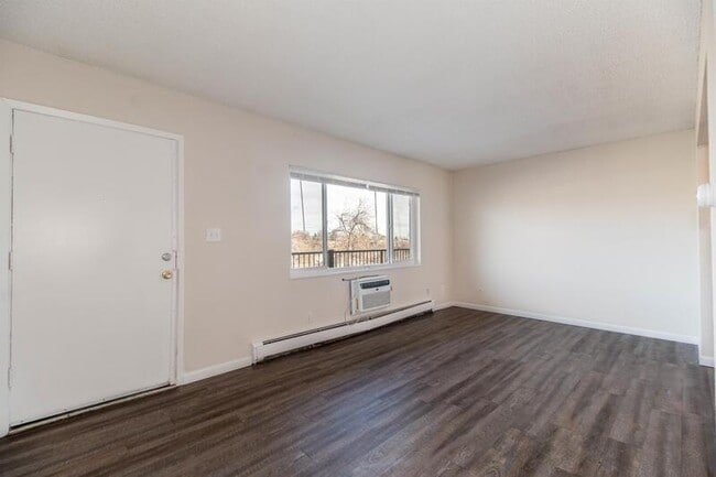 Building Photo - 8780 Galen Court - 14