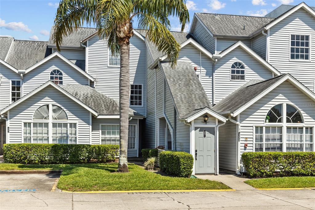 Foto principal - 12271 Armenia Gables Cir