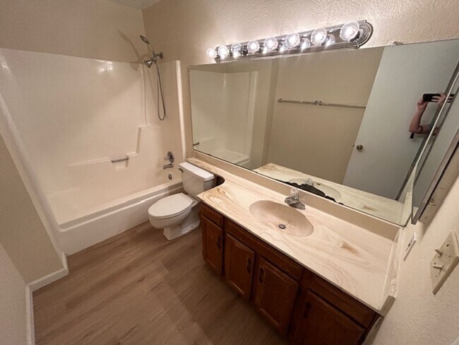 Building Photo - 540 N May Street #1060, Mesa, AZ 85201