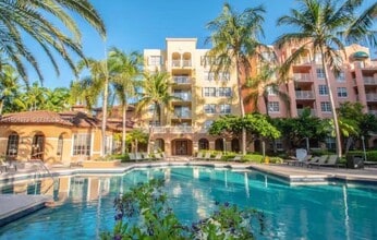 Building Photo - 19701 E Country Club Dr