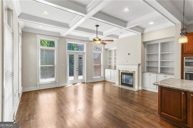 Building Photo - 900 River Vista Drive