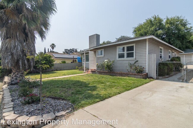 Building Photo - 3 br, 2 bath House - 2930 Willow Lane