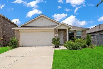 Building Photo - 18107 Rockvine Dr