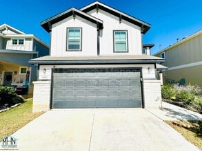 Building Photo - 11935 Sitio Plains